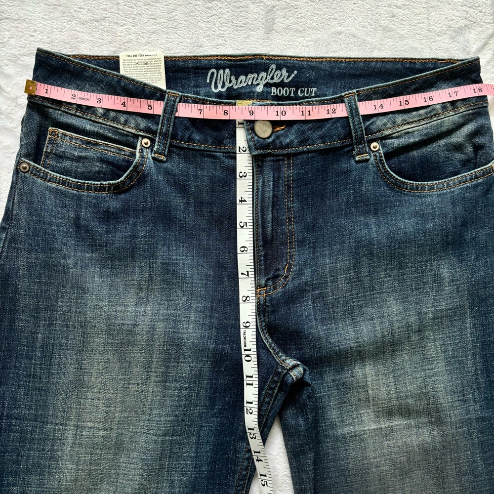 WRANGLER Classic Mid Rise Bootcut Blue Jeans--NWT—15 - Picture 13 of 14